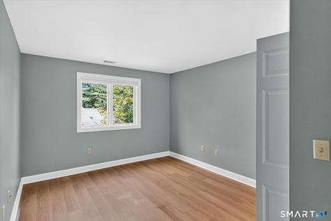 7 Essex Court Avon CT 06001