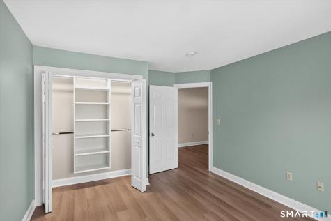 7 Essex Court Avon CT 06001