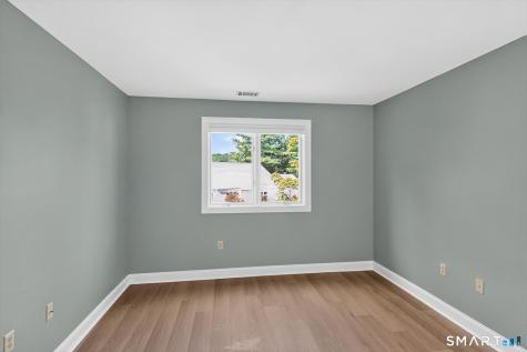 7 Essex Court Avon CT 06001