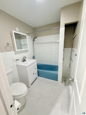 21 Sylvan Avenue Waterbury CT 06706