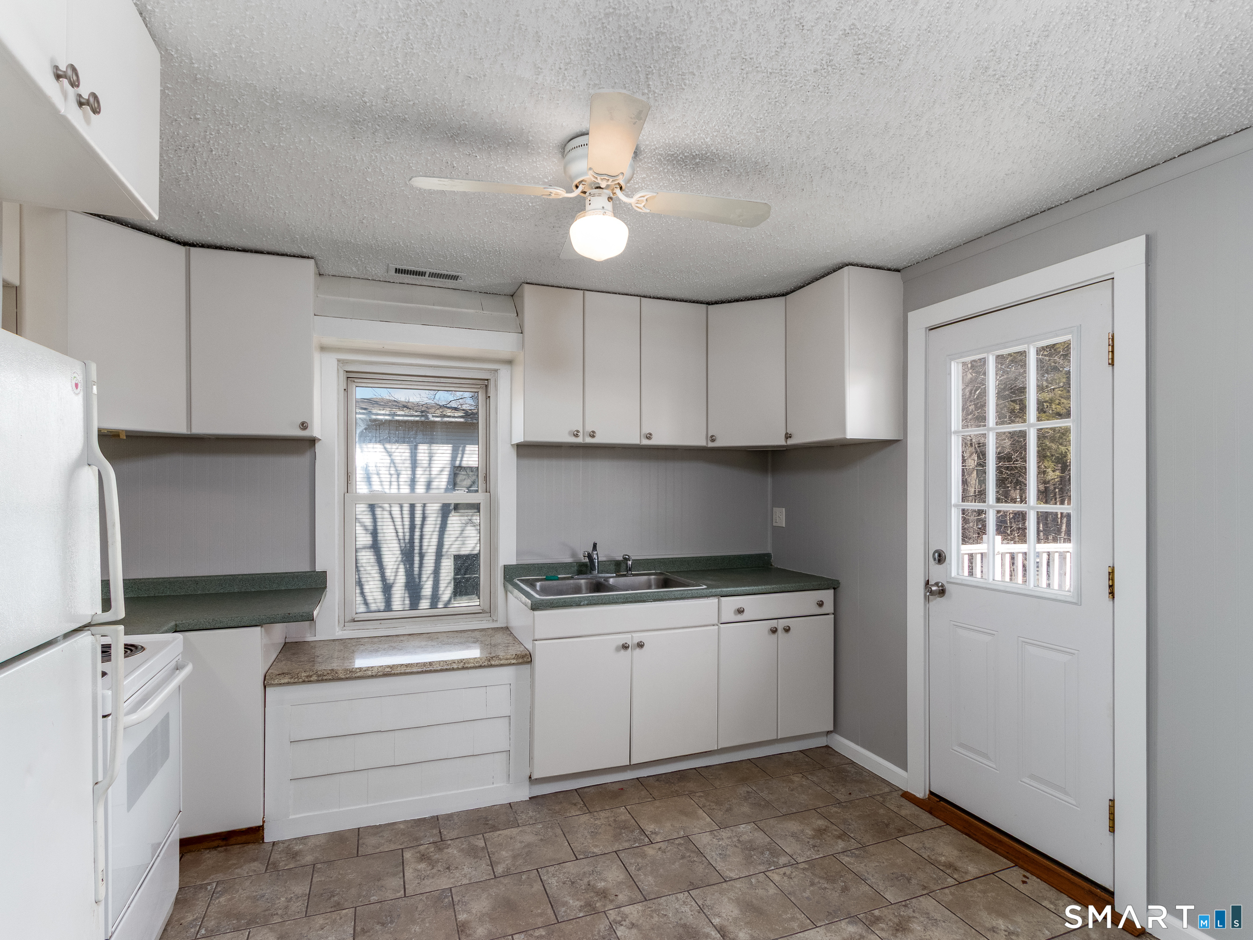 969 S. Main Street Southington CT 06479