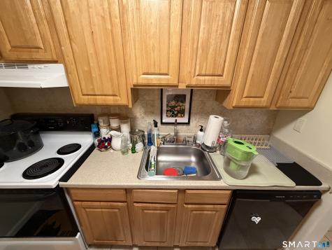 63 Glade Street West Haven CT 06516