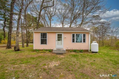 20 Lake View Avenue Salem CT 06420