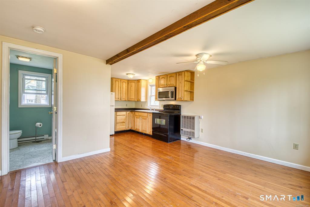 20 Lake View Avenue Salem CT 06420
