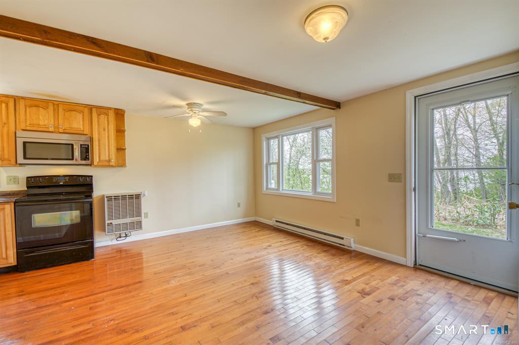 20 Lake View Avenue Salem CT 06420