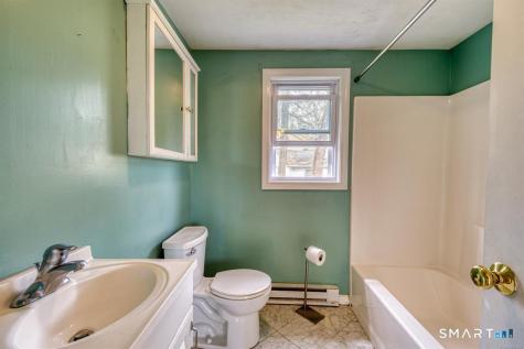 20 Lake View Avenue Salem CT 06420