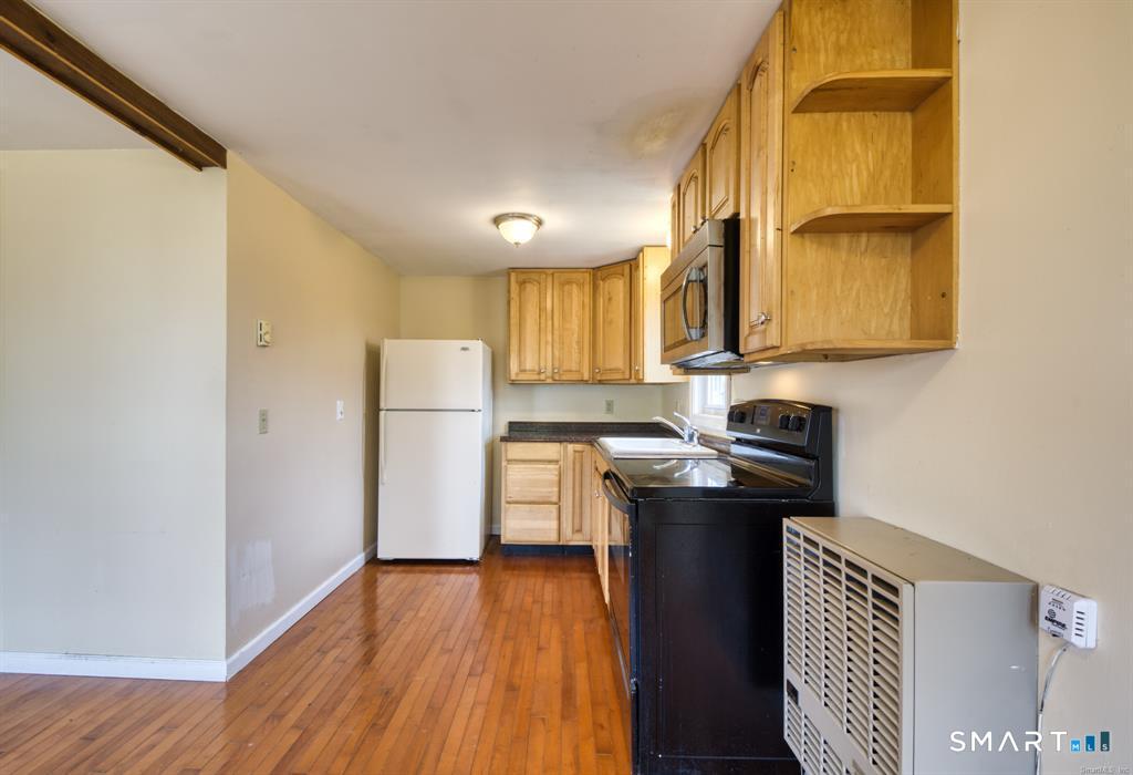 20 Lake View Avenue Salem CT 06420