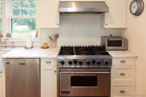 17 Agawam Avenue Old Saybrook CT 06475