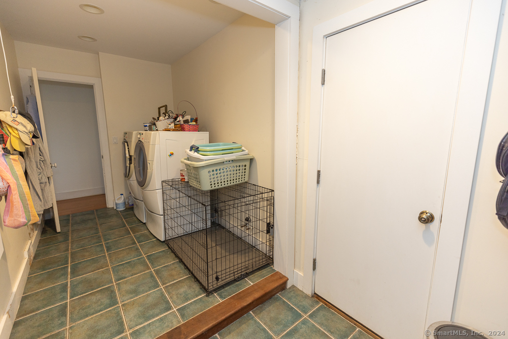17 Agawam Avenue Old Saybrook CT 06475