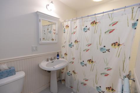 17 Agawam Avenue Old Saybrook CT 06475