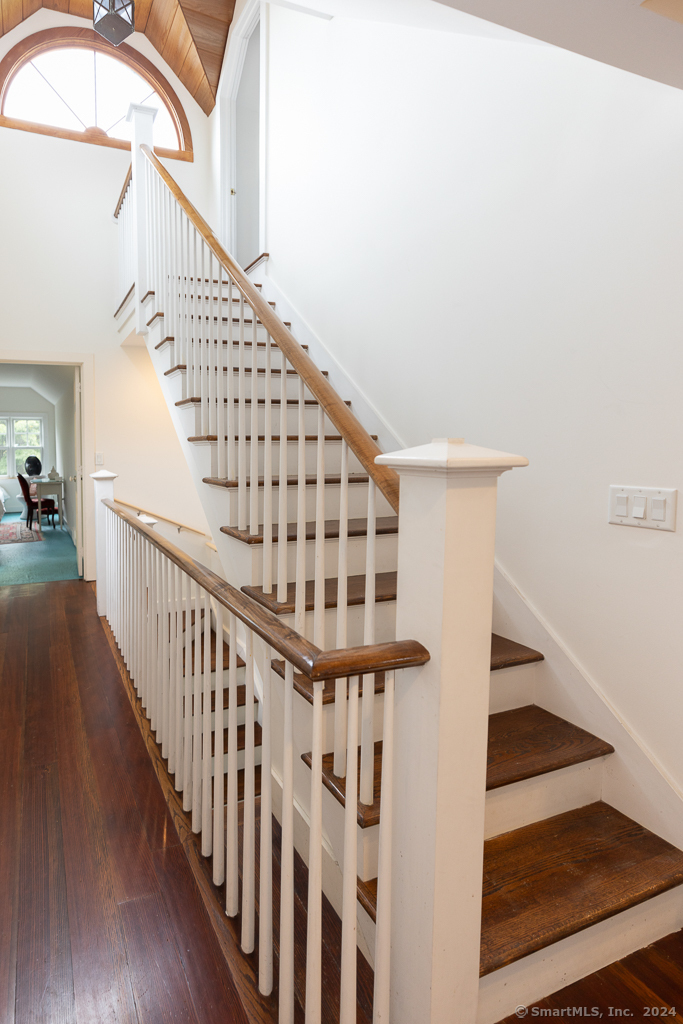 17 Agawam Avenue Old Saybrook CT 06475