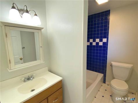 135 Ridgeley Avenue Fairfield CT 06825