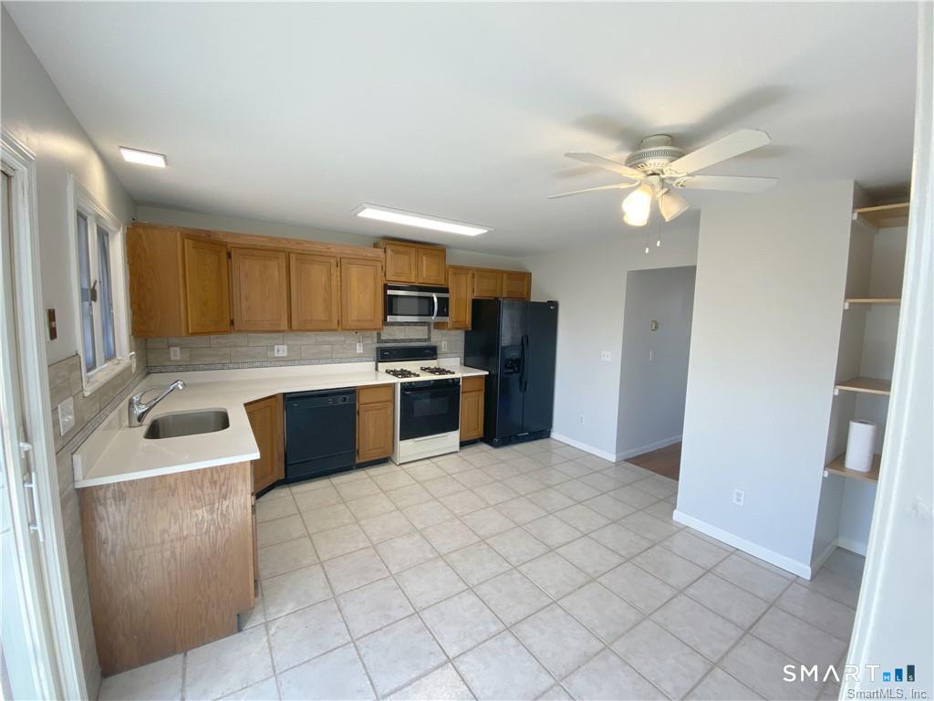 135 Ridgeley Avenue Fairfield CT 06825