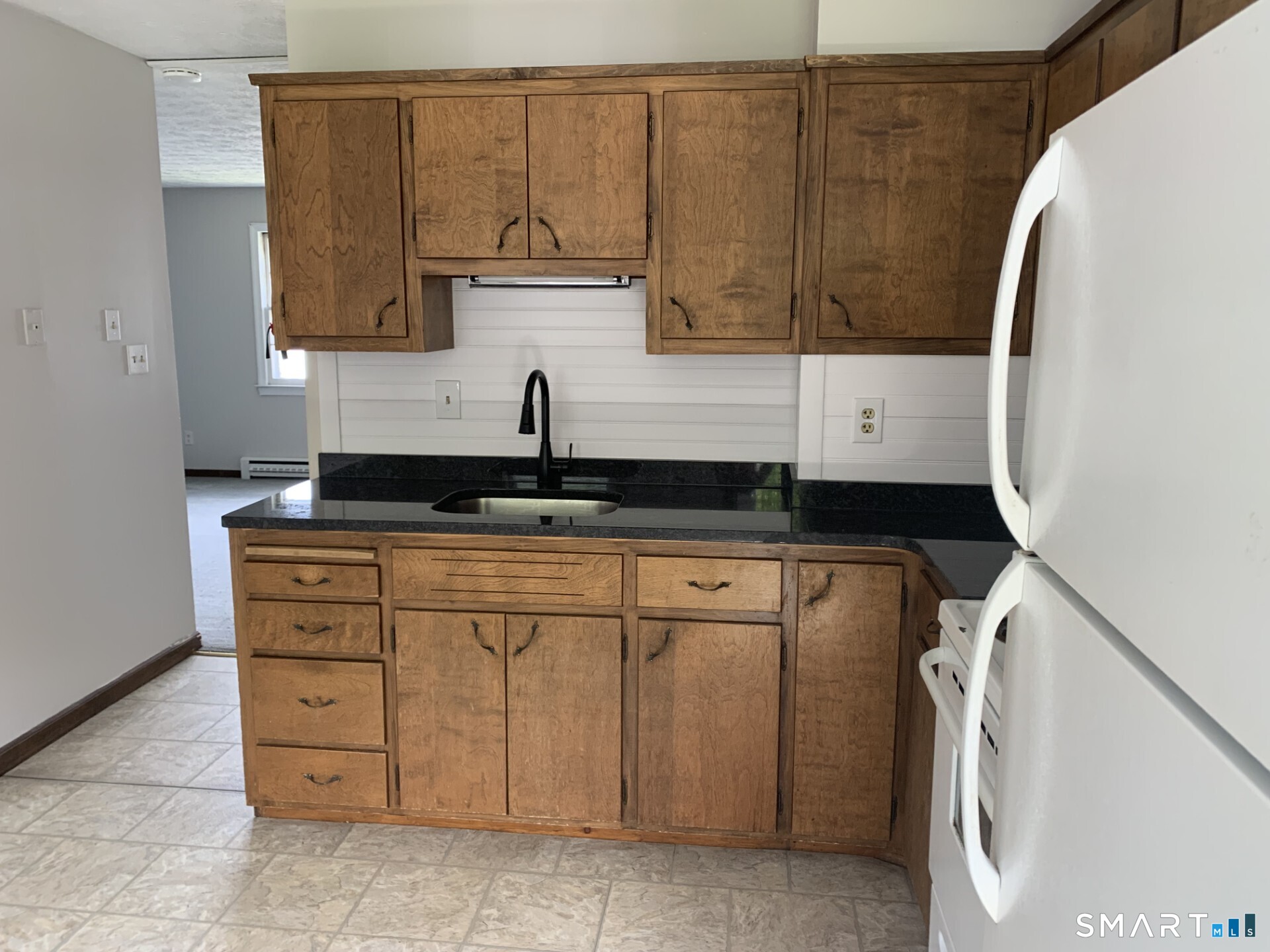 389 King Street Bristol CT 06010