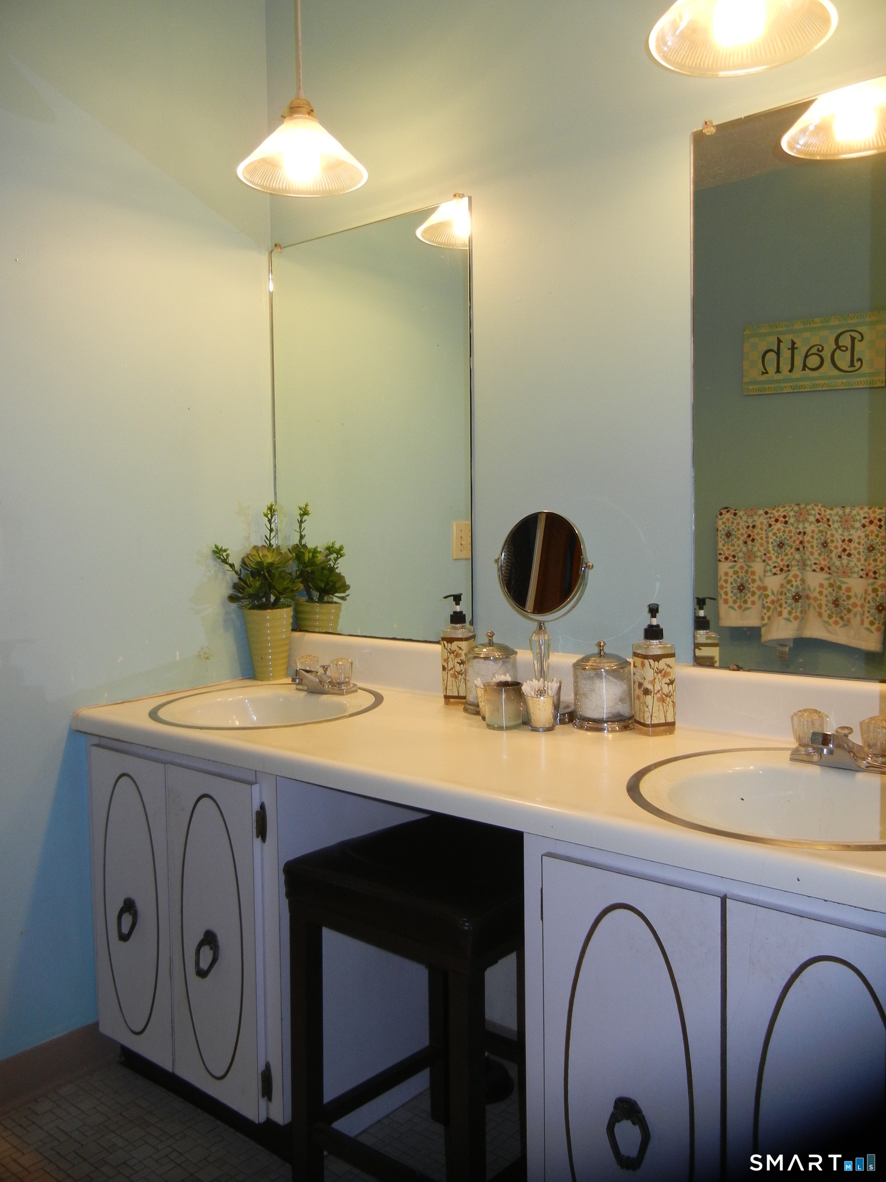 32 Cherry Street Milford CT 06460