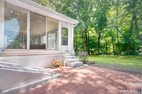 303 Bunker Hill Avenue Waterbury CT 16708