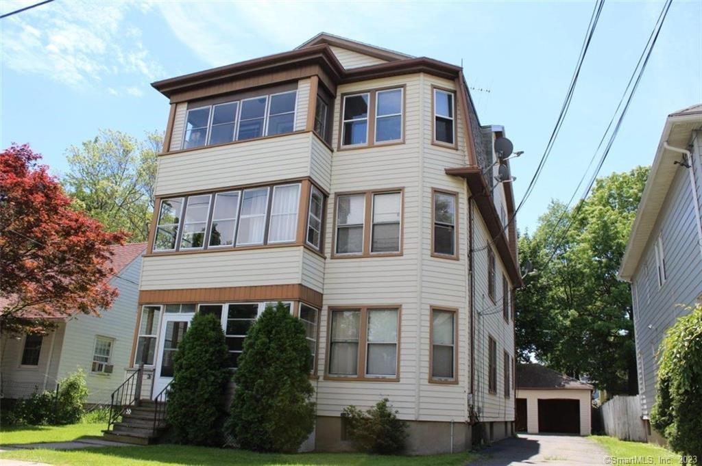 47 Roxbury Street Hartford CT 06114
