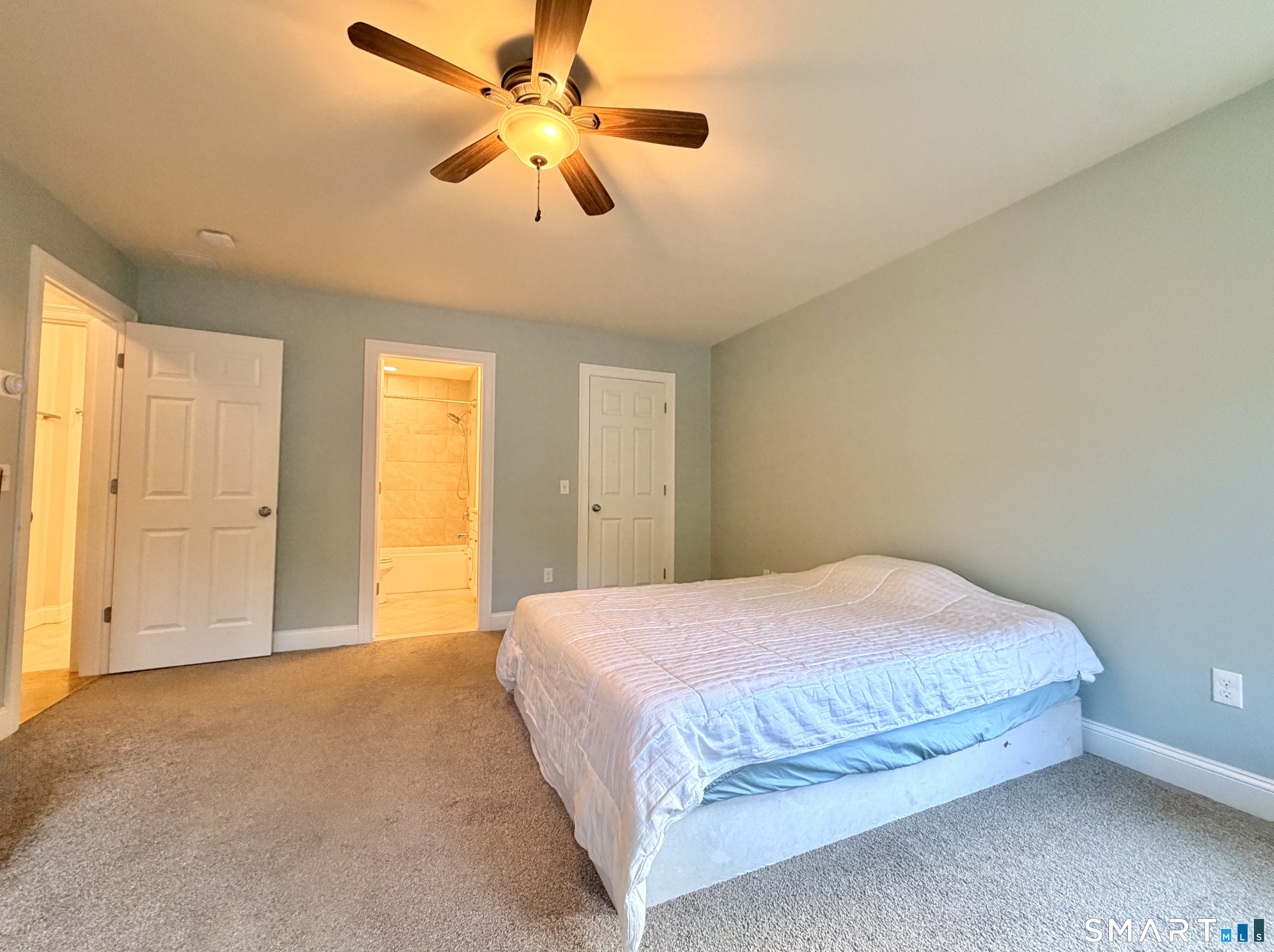 793 Colonel Ledyard Highway Ledyard CT 06339