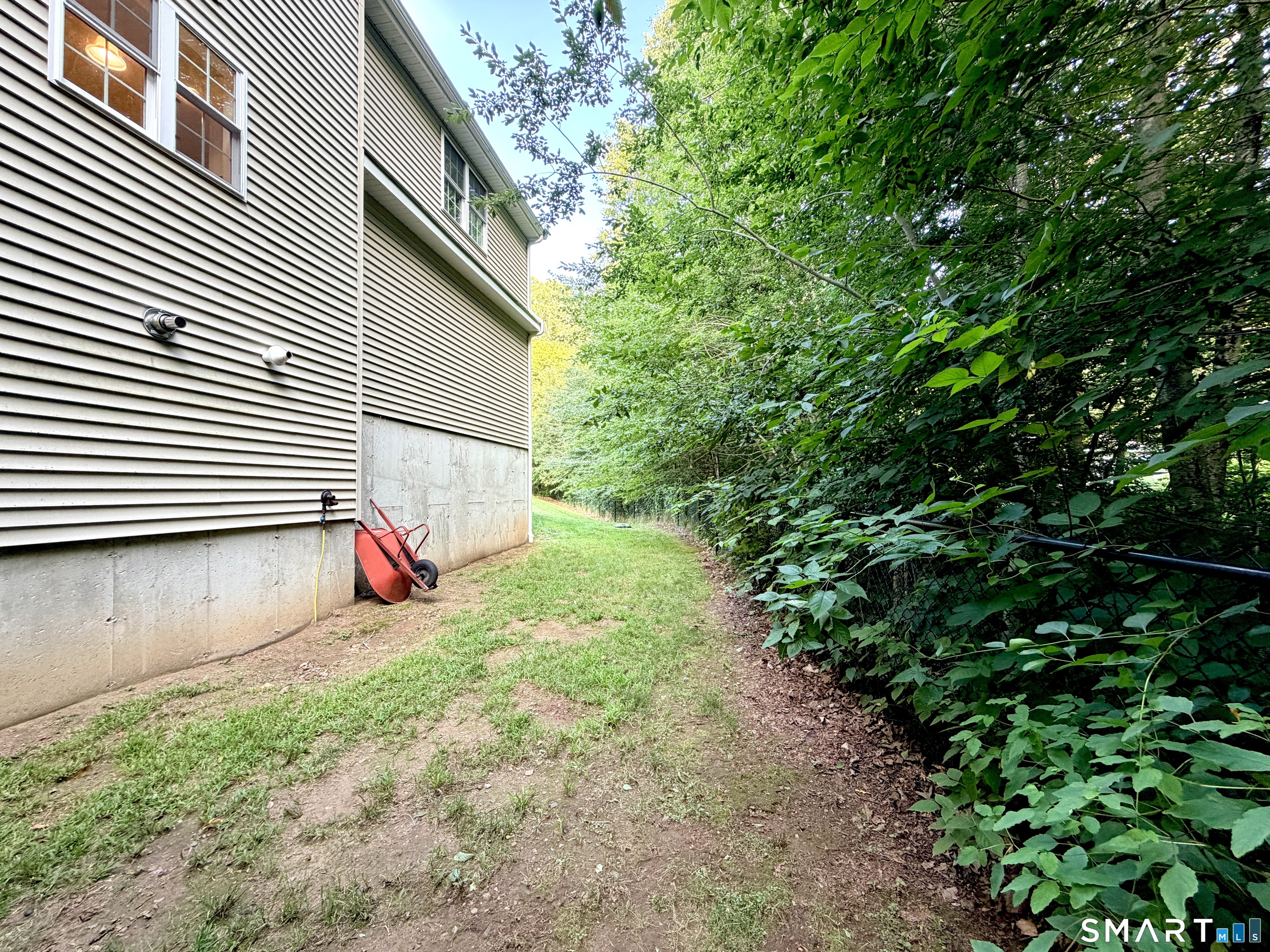 793 Colonel Ledyard Highway Ledyard CT 06339