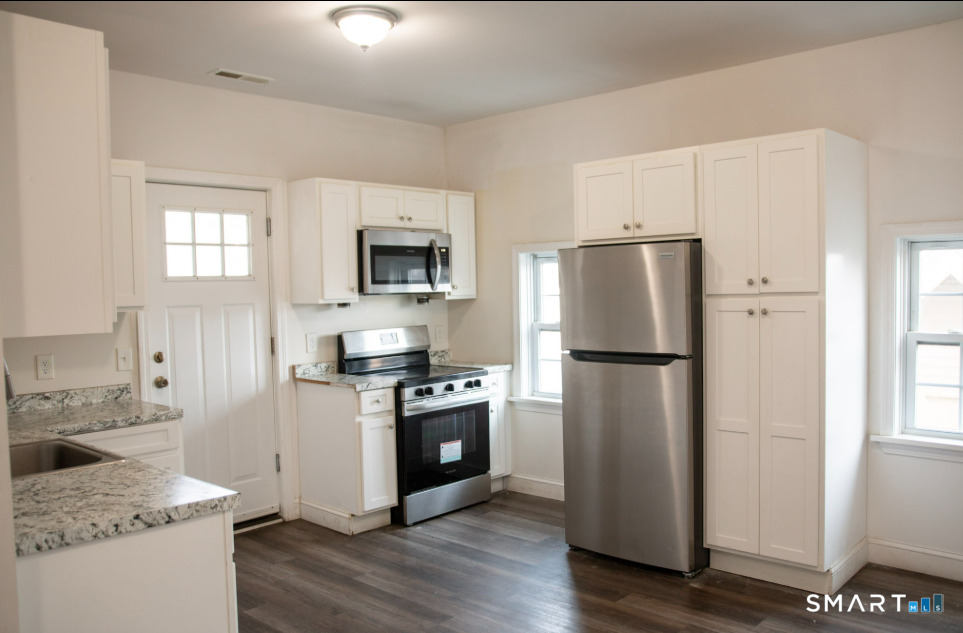 22 Brewster Street Waterbury CT 06704