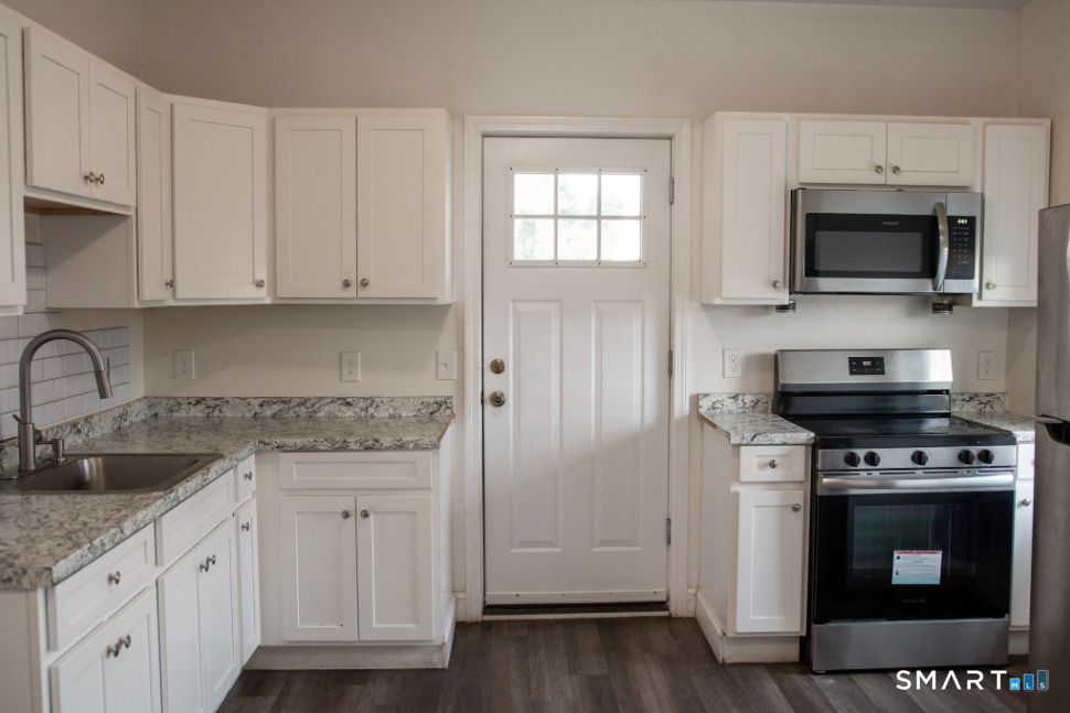 22 Brewster Street Waterbury CT 06704