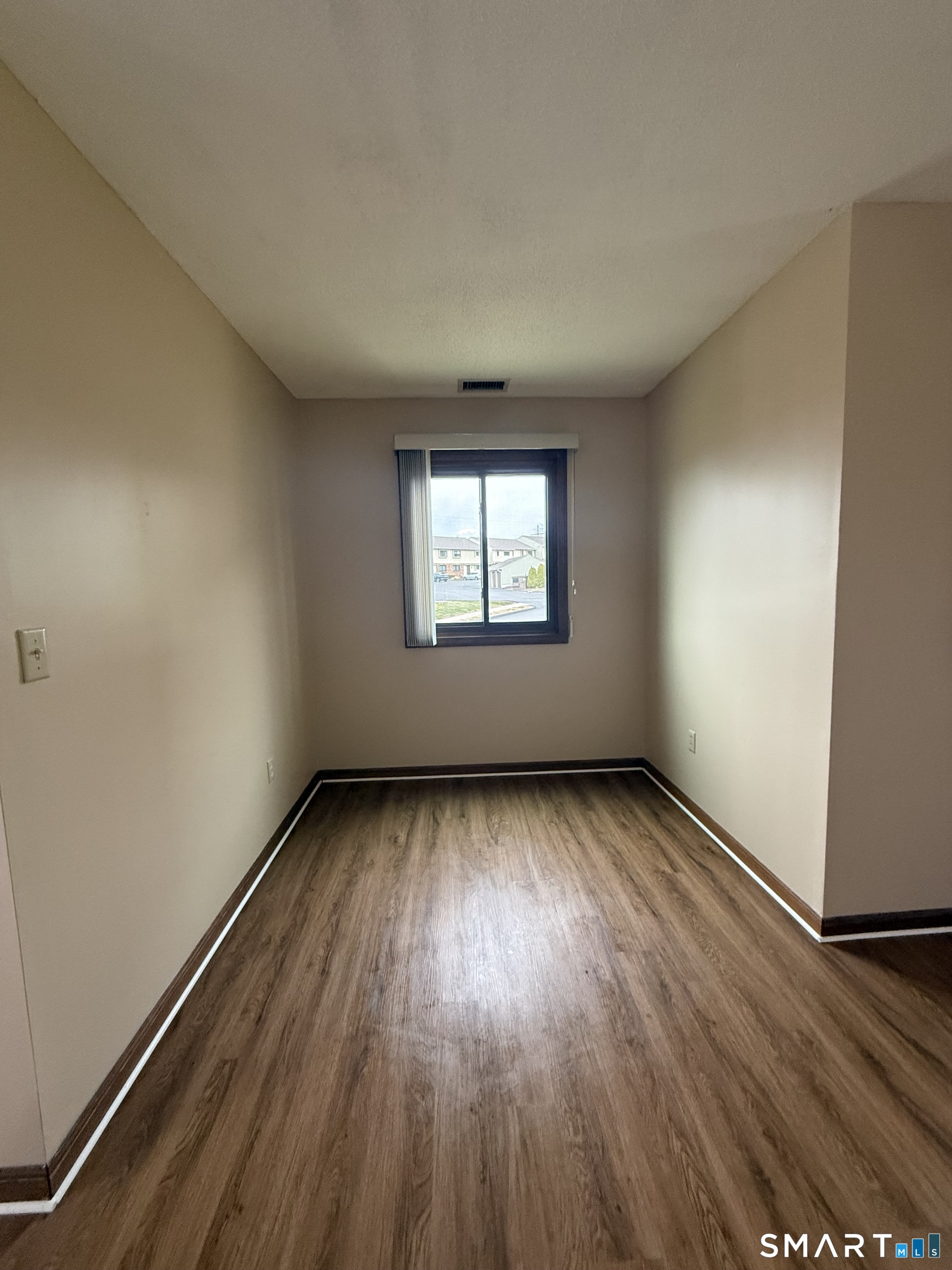 1302 Summer Hill Drive South Windsor CT 06074