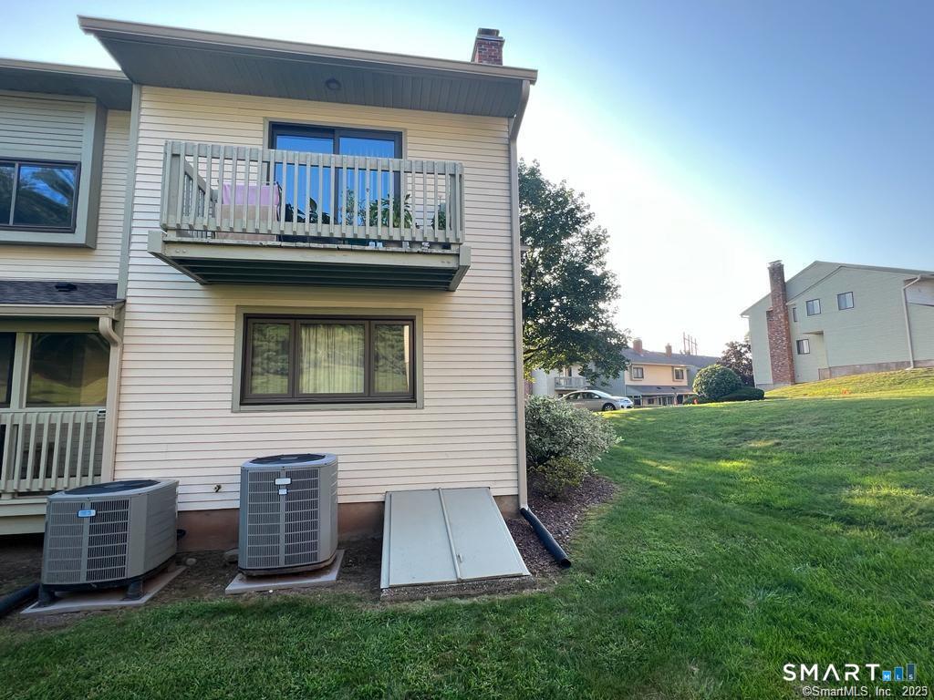 1302 Summer Hill Drive South Windsor CT 06074