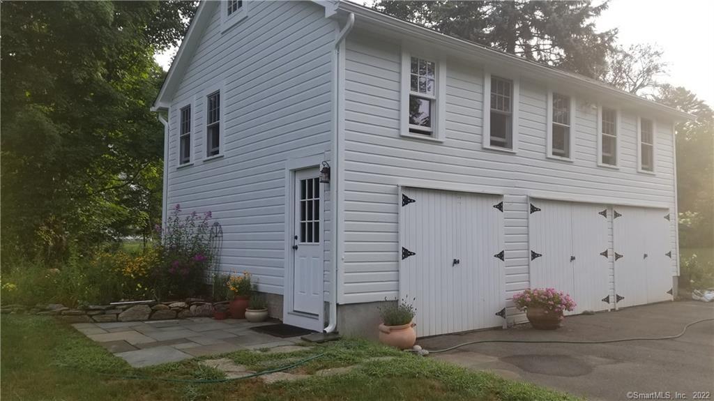 2761 Bronson Road Fairfield CT 06824