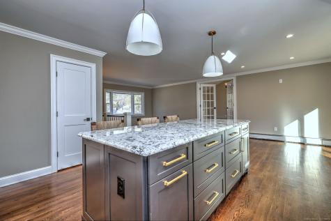 155 Pastors Walk Monroe CT 06468