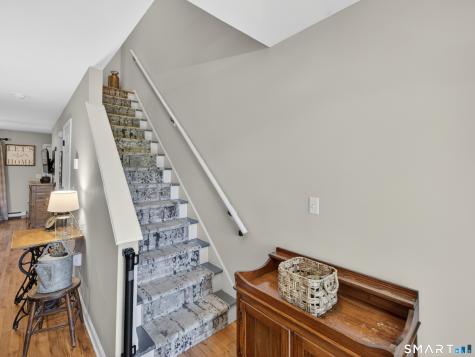 1691 Norwich New London Turnpike Montville CT 06382