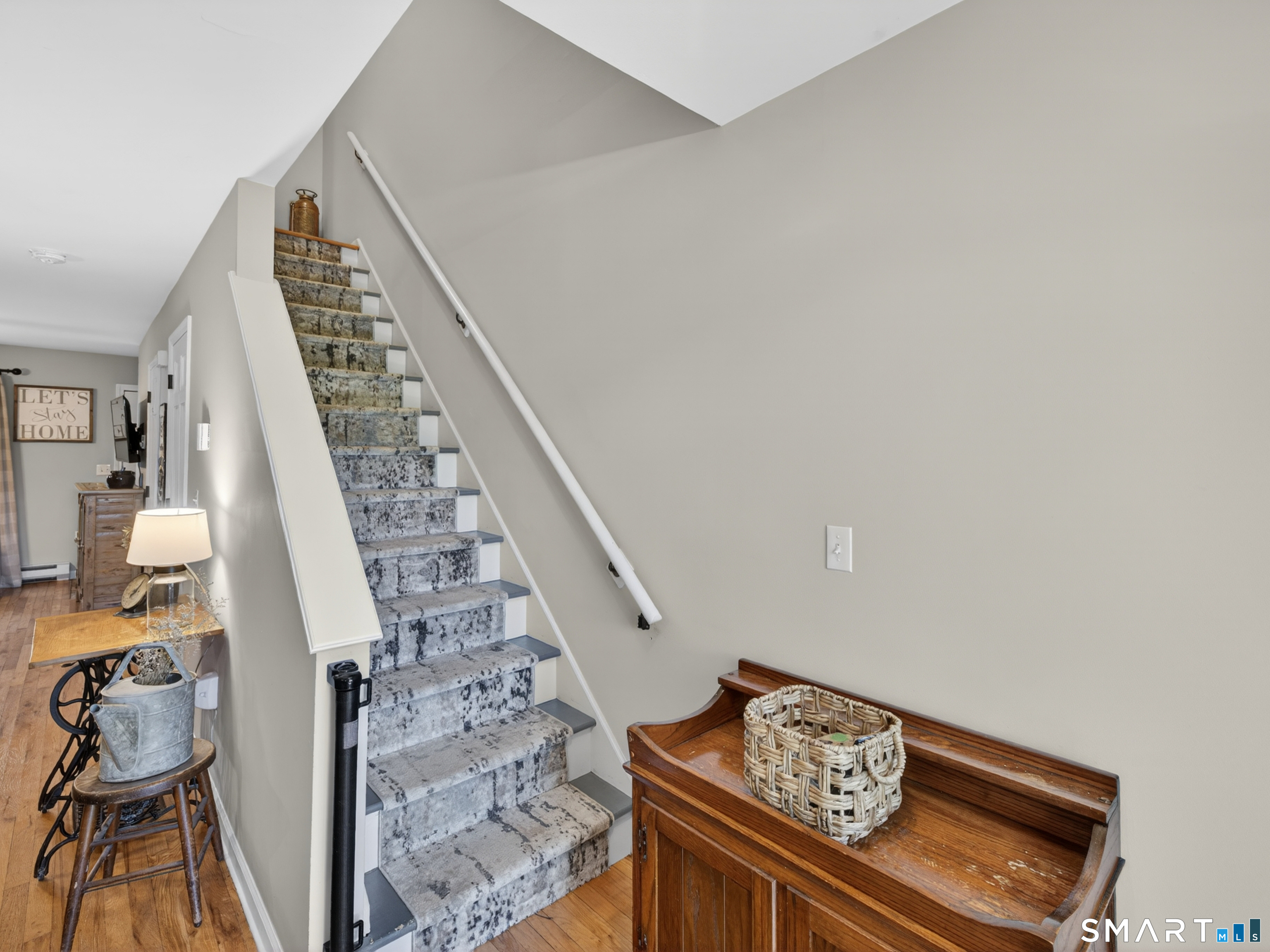 1691 Norwich New London Turnpike Montville CT 06382