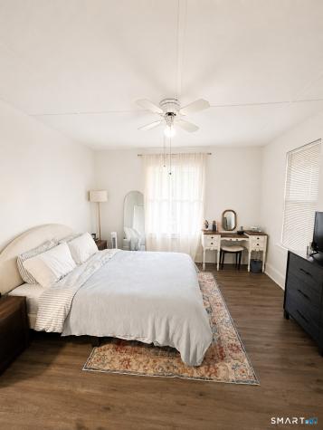 15 Lincoln Place Bristol CT 06010