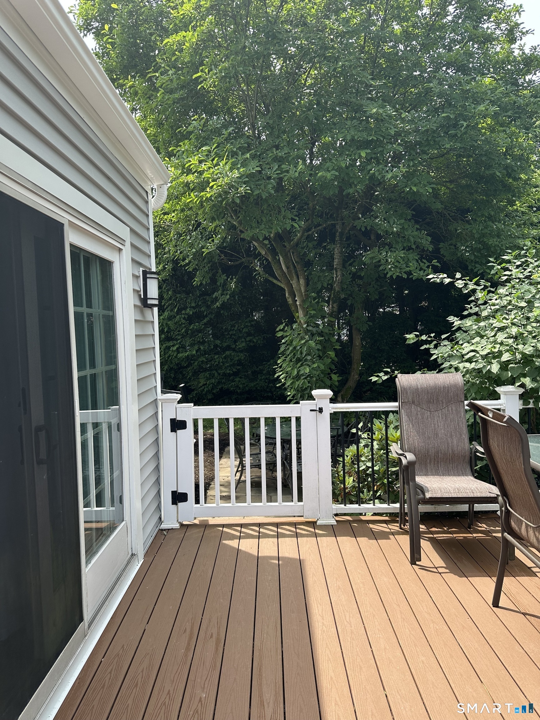 54 Randall Drive Trumbull CT 06611