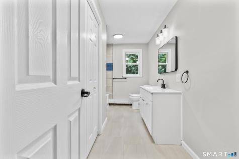 32 Woodhaven Drive Burlington CT 06013