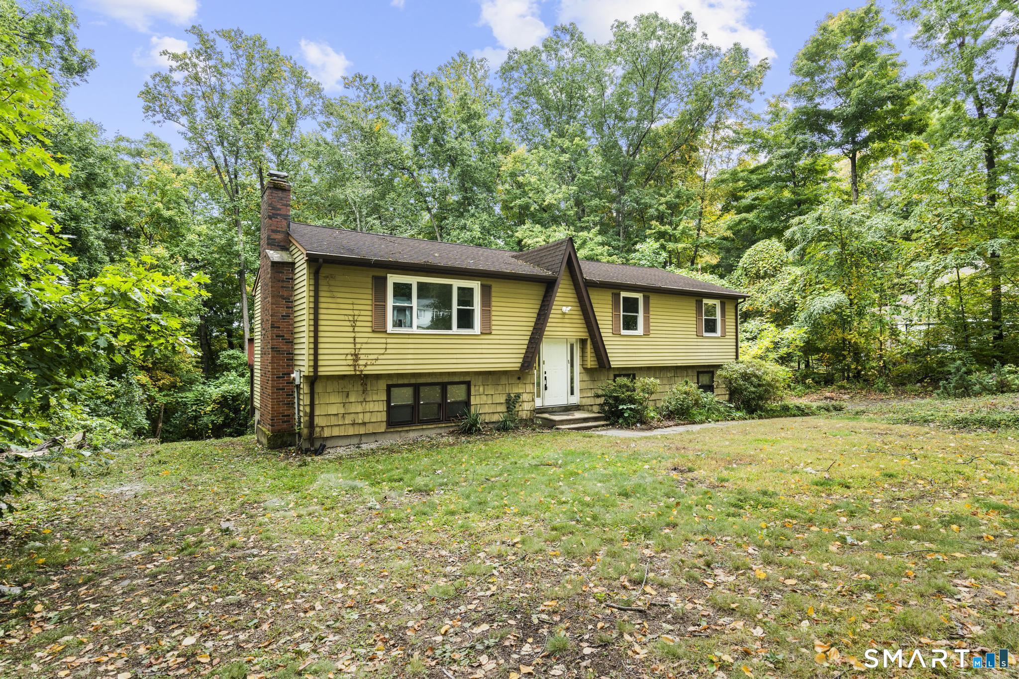 32 Woodhaven Drive Burlington CT 06013