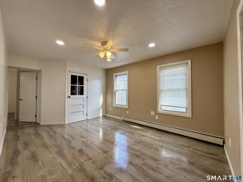 8 Scott Street Naugatuck CT 06770