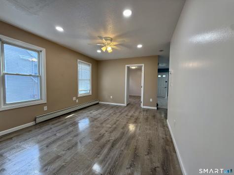 8 Scott Street Naugatuck CT 06770