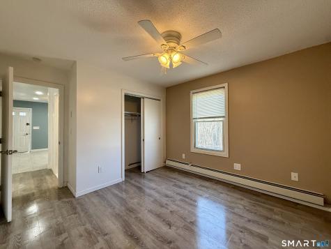 8 Scott Street Naugatuck CT 06770