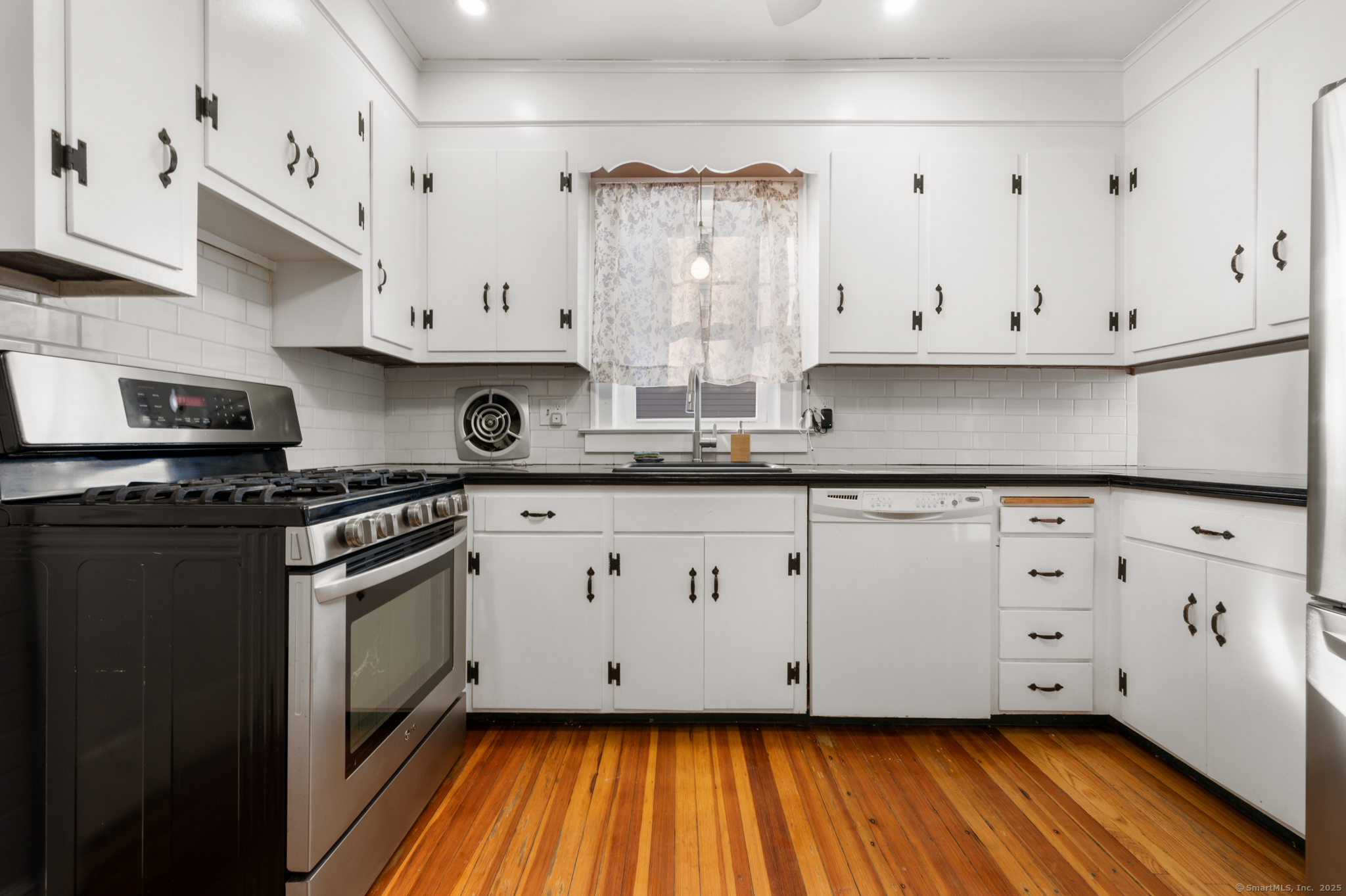 91 Fennbrook Road West Hartford CT 06119