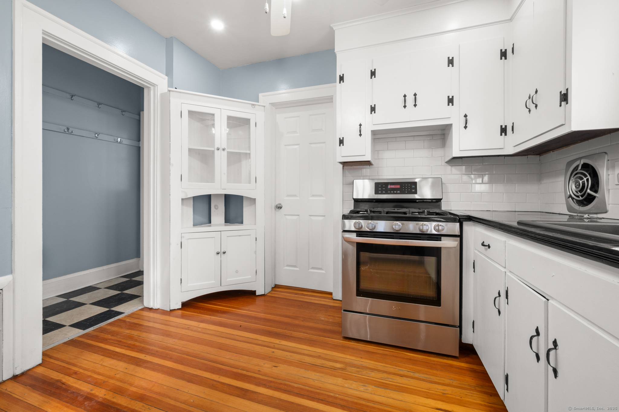91 Fennbrook Road West Hartford CT 06119