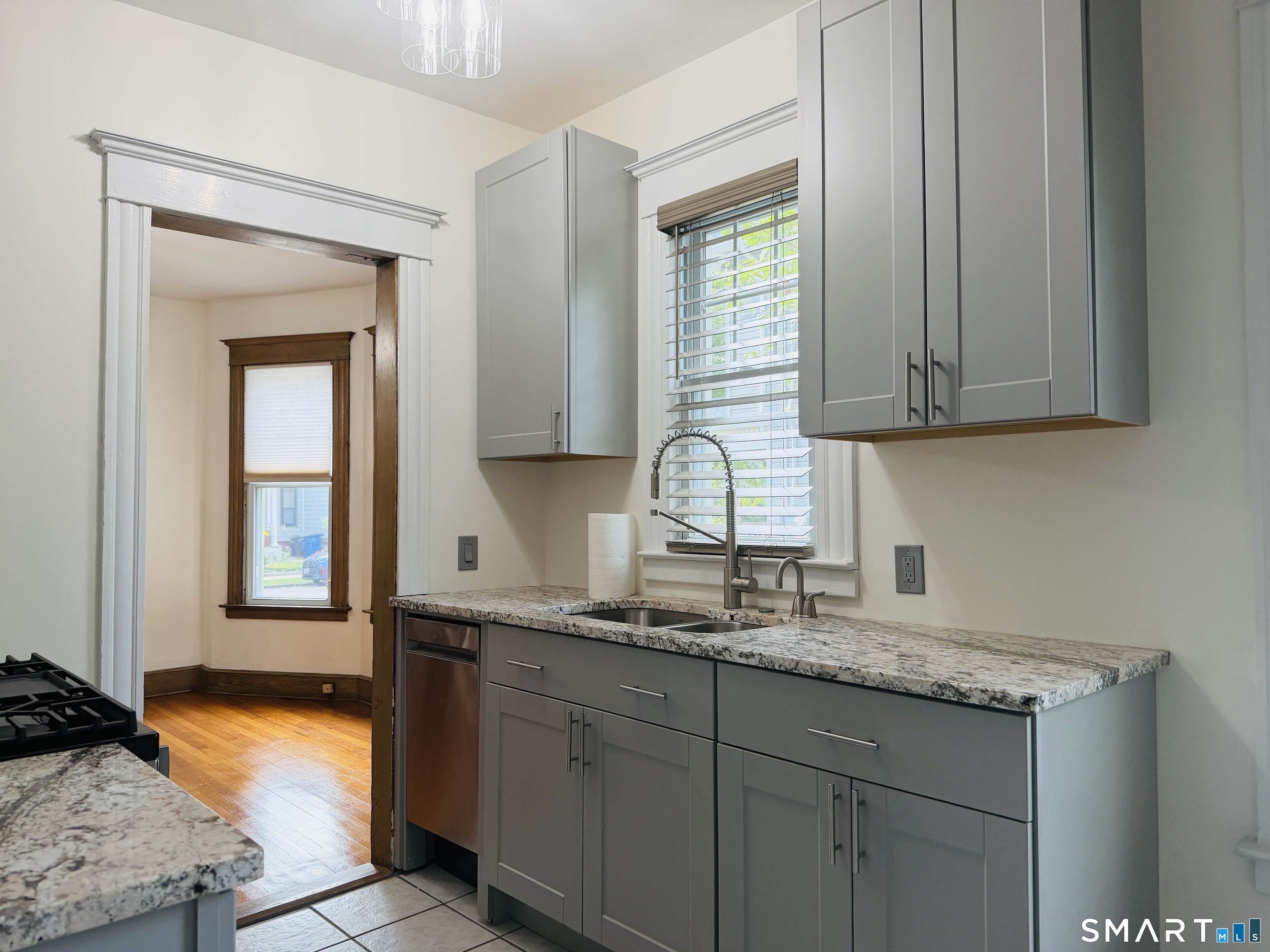 17 Cottage Street New Haven CT 06511