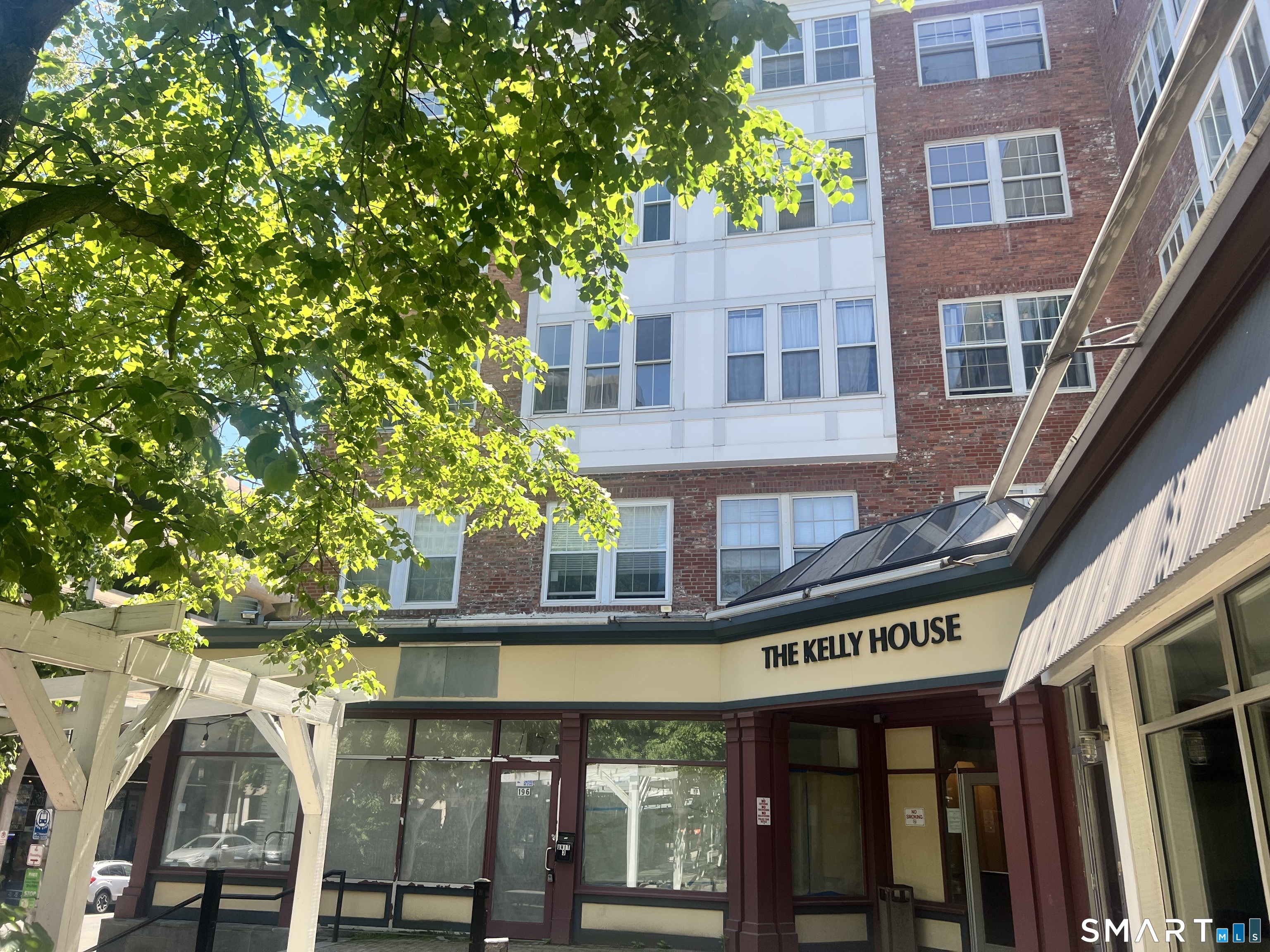 196 Crown Street New Haven CT 06510