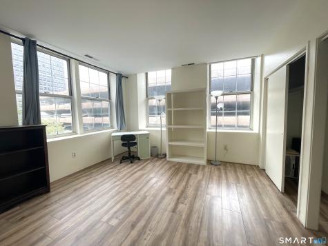 196 Crown Street New Haven CT 06510