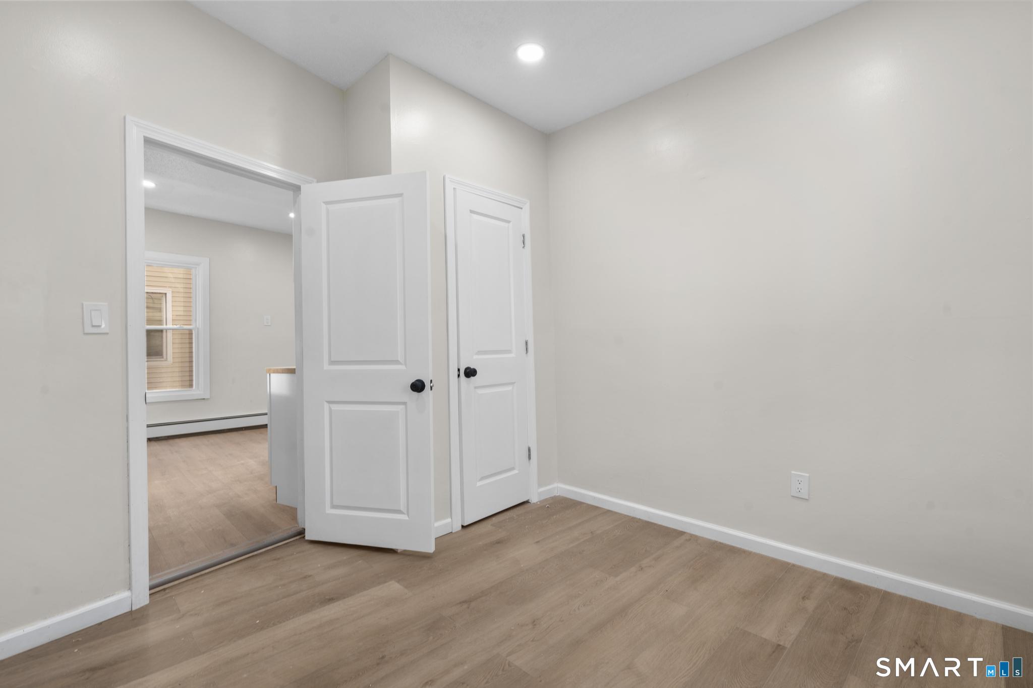 26-28 Mclean Street Hartford CT 06114