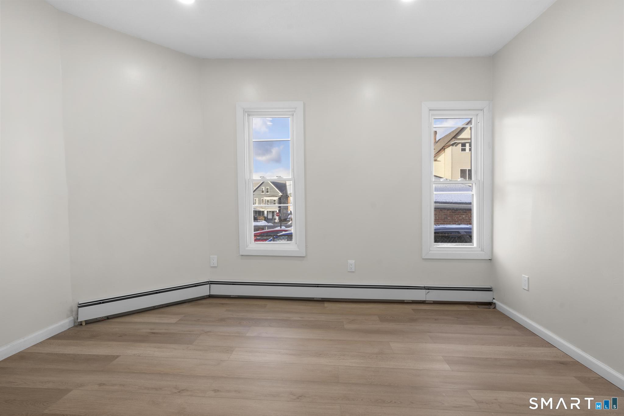 26-28 Mclean Street Hartford CT 06114