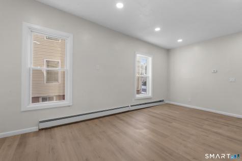 26-28 Mclean Street Hartford CT 06114