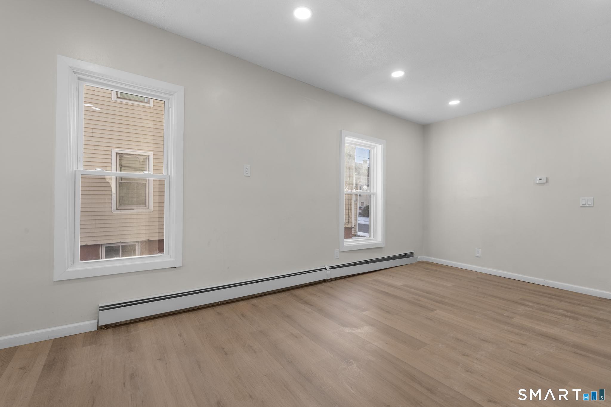 26-28 Mclean Street Hartford CT 06114