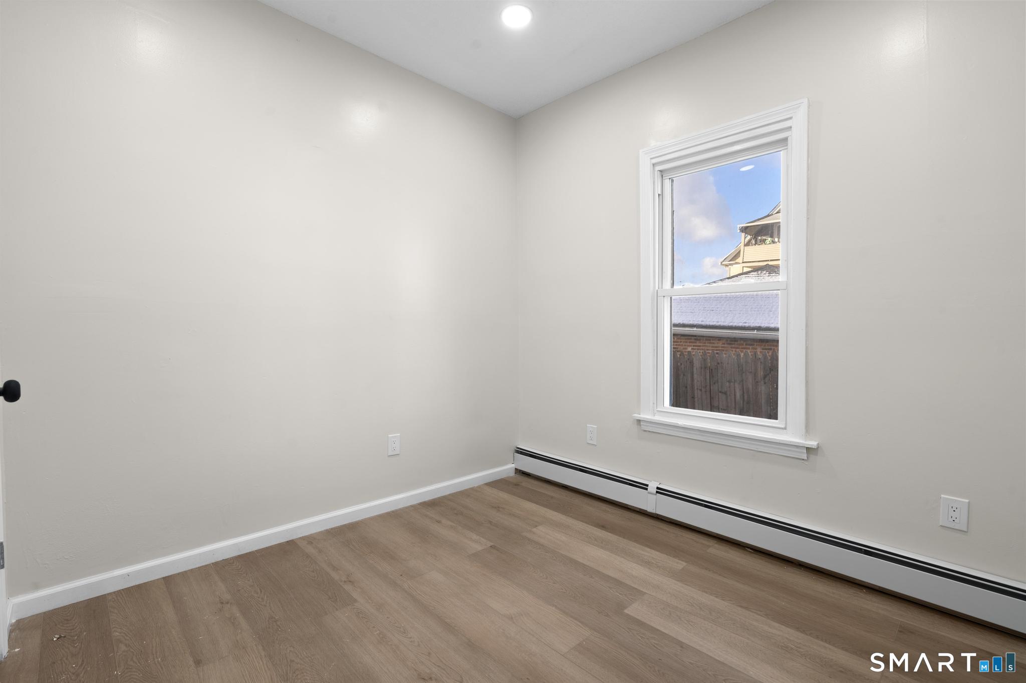 26-28 Mclean Street Hartford CT 06114