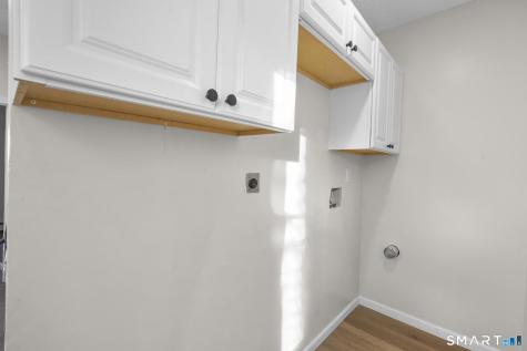 26-28 Mclean Street Hartford CT 06114