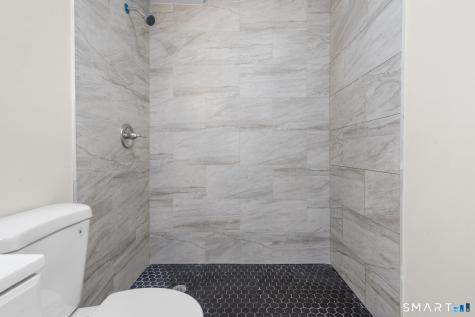 26-28 Mclean Street Hartford CT 06114